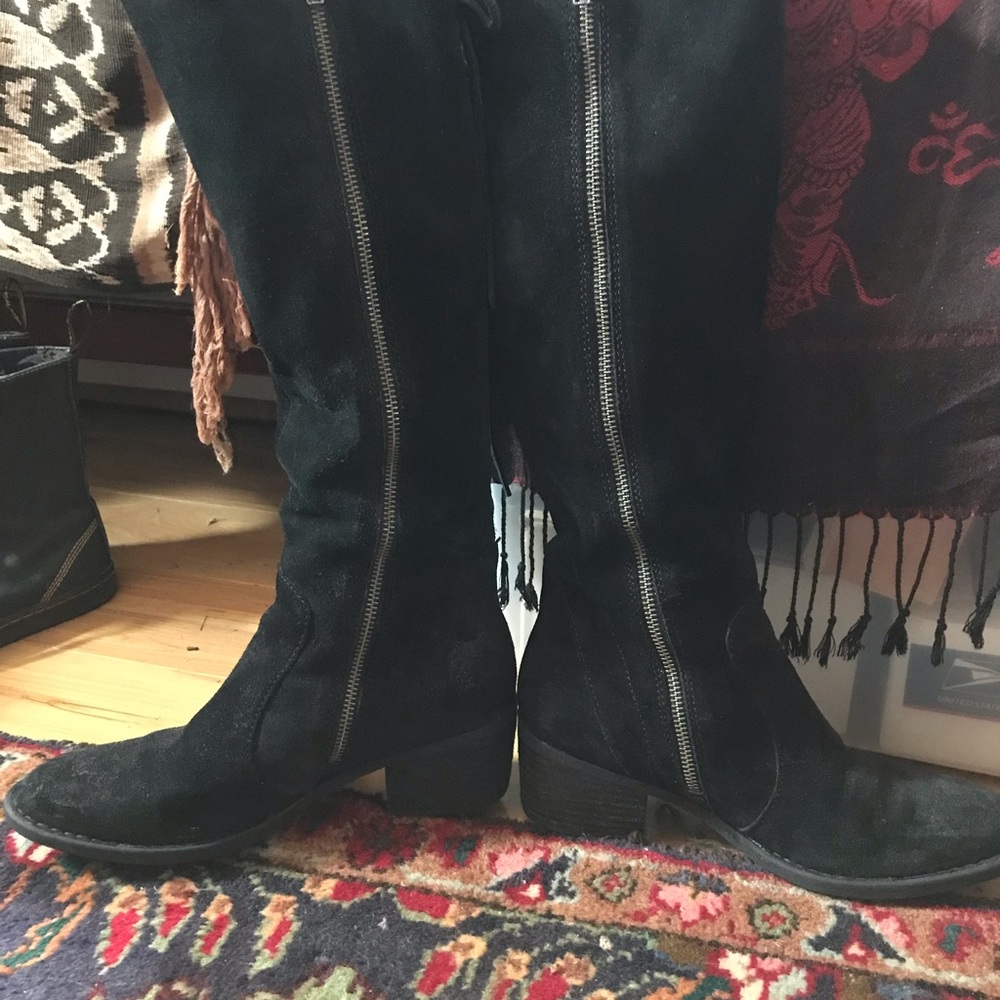 Born Knee High Suede Boots